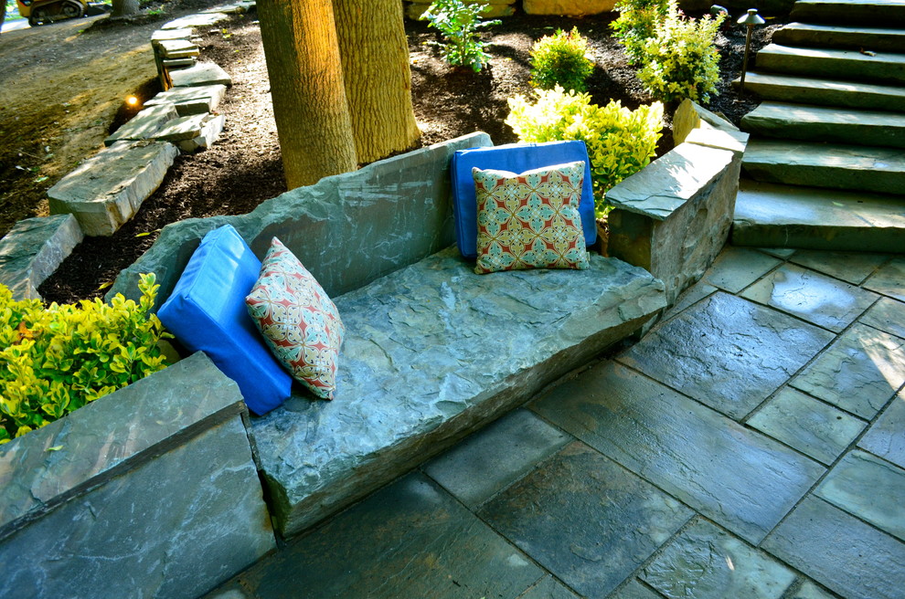 garden-bench-using-natural-stone